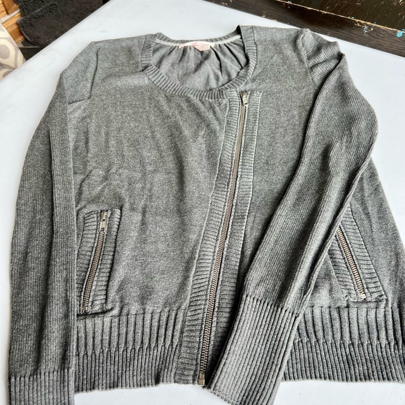 Victoria Secret Cardigan NWOT - Picture 5 of 7